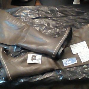 Brown “Alaskan style” rubber HIP BOOTS